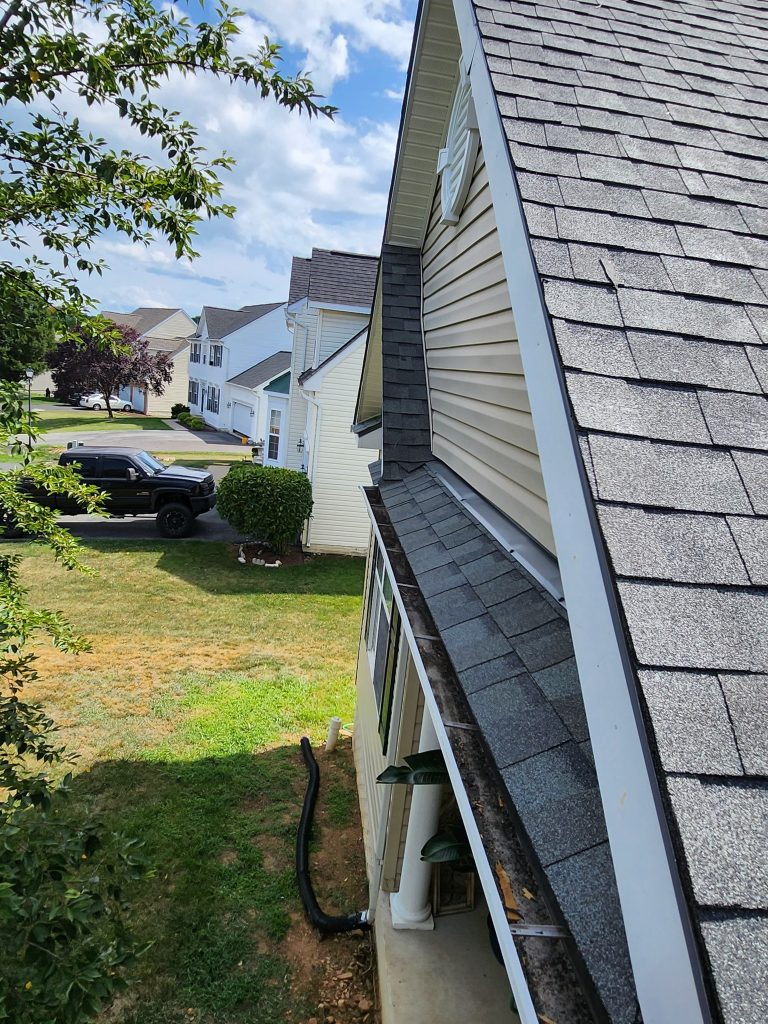 Look Family Roofers
